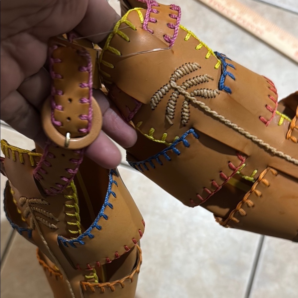 Farm rio Sz 9 Colorful whipstitch palm tree Stitched Leather Sandals - Picture 3 of 6